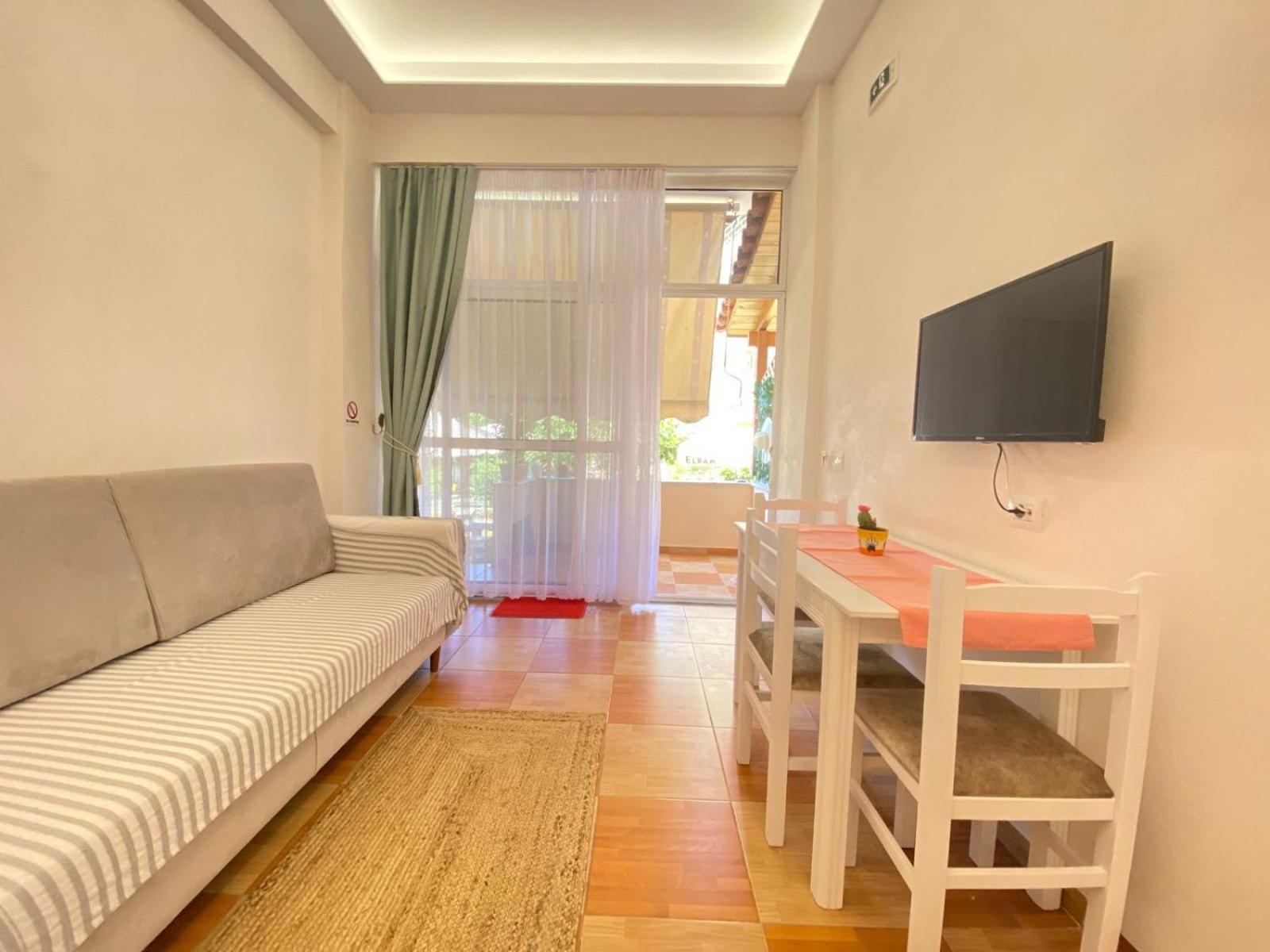 هيماري Areti Rooms Hotel المظهر الخارجي الصورة