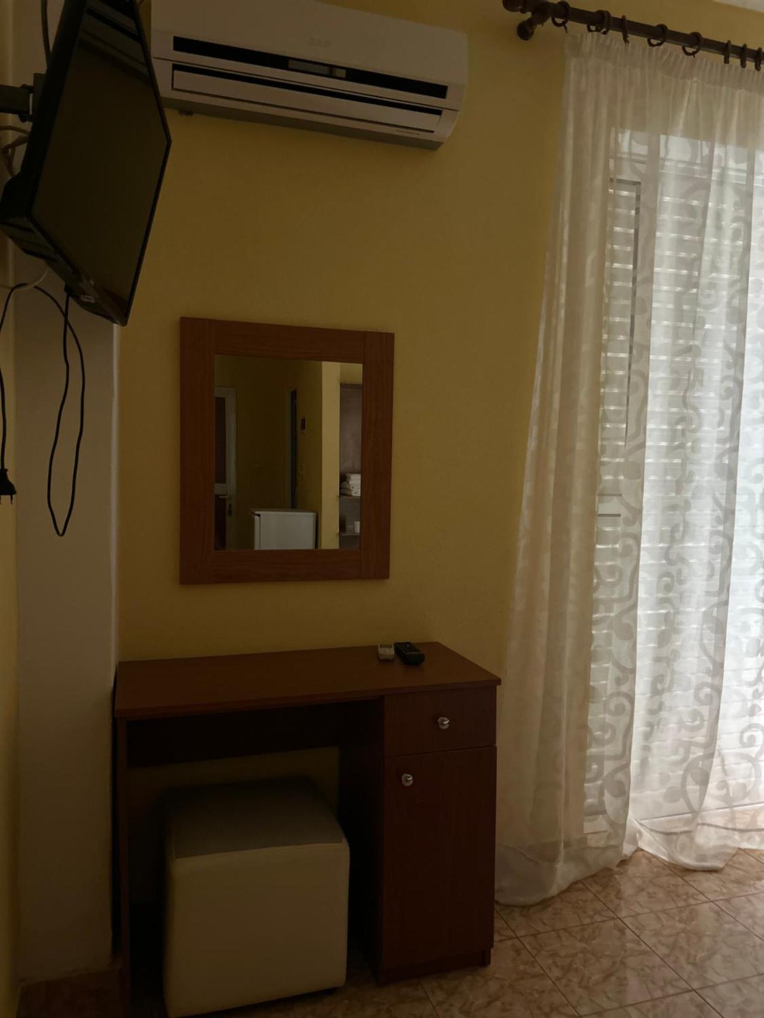 هيماري Areti Rooms Hotel المظهر الخارجي الصورة