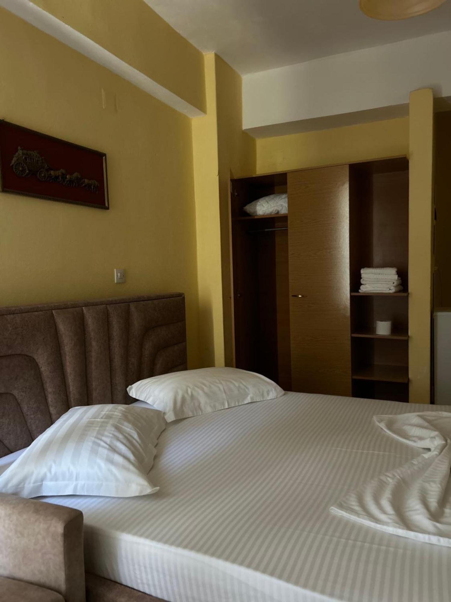 هيماري Areti Rooms Hotel المظهر الخارجي الصورة
